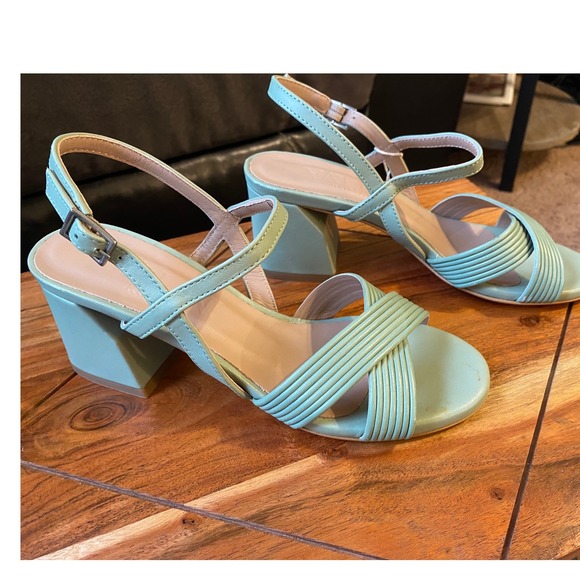 Valini Roma Block Heel Sandals Ankle Strap Criss Cross Mint‎ Green Size 5.5 NWOB - Picture 1 of 12
